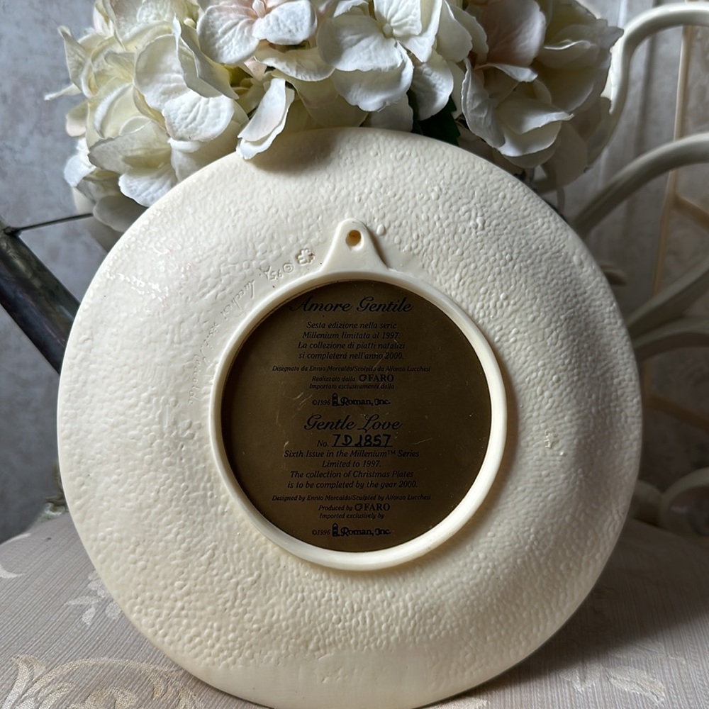AMORE GENTILE-GENTLE LOVE-collector’s edition CHRISTMAS PLATES 1997 (breakable) - Picture 6 of 8